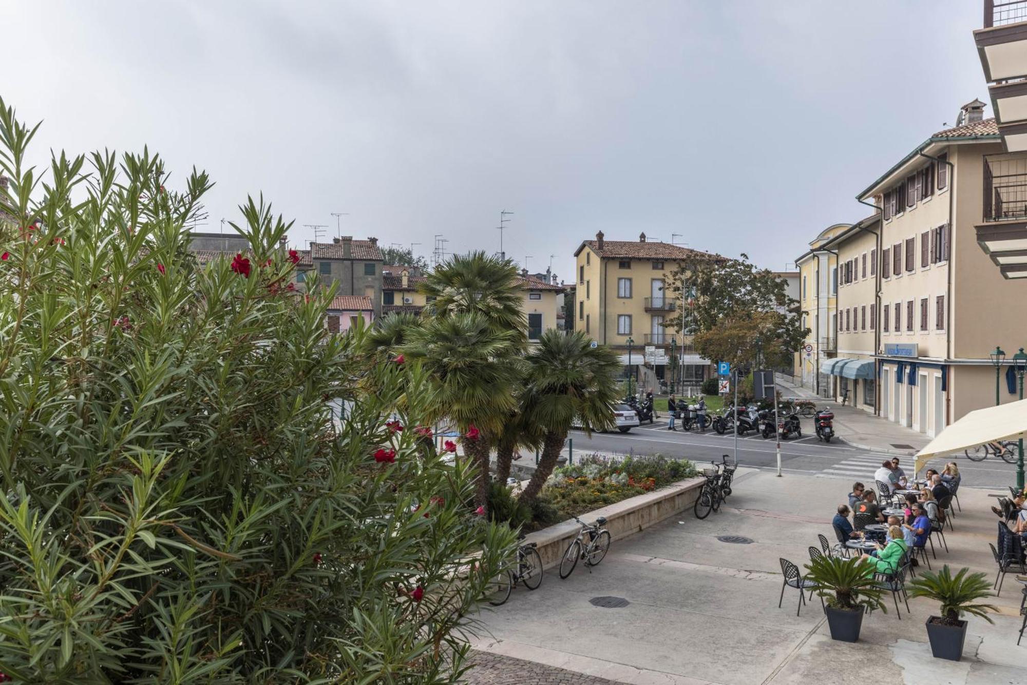 Appartamento Al Porticciolo Градо Екстериор снимка